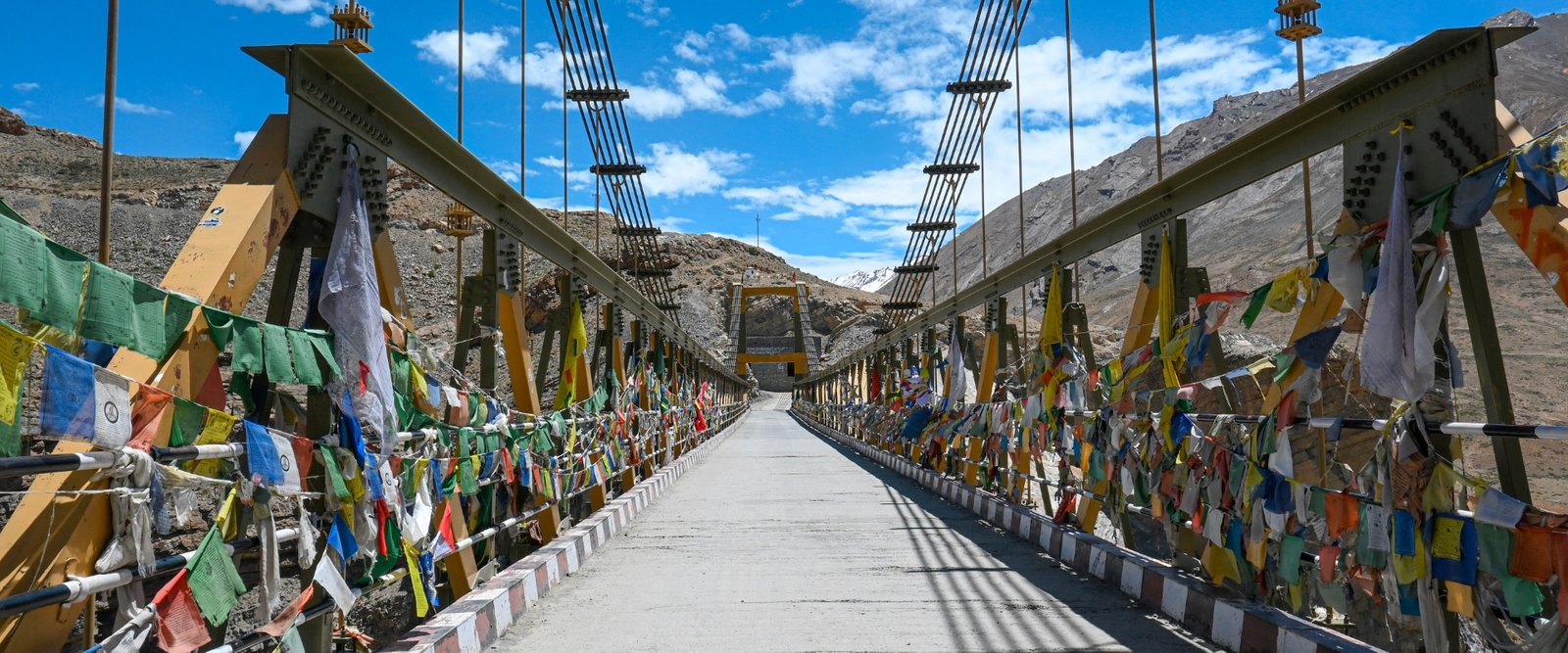 Scenic Himalayan mountain road